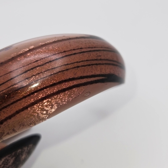 ๐ข3/$19๐ข Venetian or Murano Glass Pinkish Purple Cuff Bracelet - Picture 4 of 7